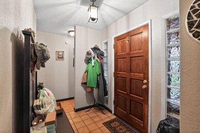 729 Albemarle Ave, Rio Linda, CA 95673 - photo 5