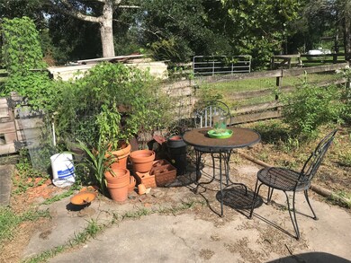 1016 County Road 139, Alvin, TX 77511 - photo 3