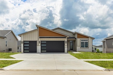 3417 NE 12th St, Ankeny, IA 50021 - photo 2