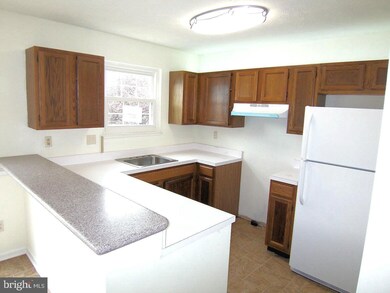 811 Olive Branch Ct, Edgewood, MD 21040 - photo 7