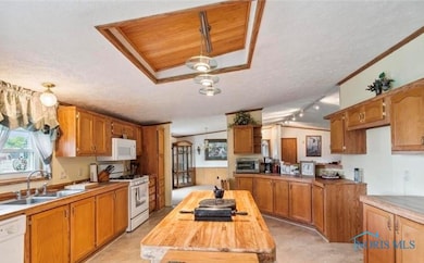 715 S Holland Sylvania Rd, Toledo, OH 43615 - photo 3