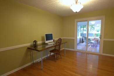 1094 Nantucket Ave, Columbus, OH 43235 - photo 7