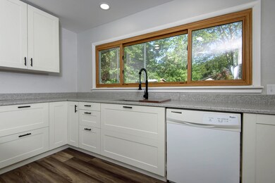 9 Edgemont Dr, Kimberling City, MO 65686 - photo 5