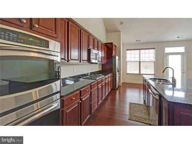 8 Wesley Dr, Swedesboro, NJ 08085 - photo 4