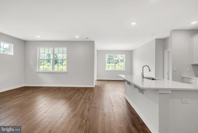 353 Bandon Dunes Ct, Moorestown, NJ 08057 - photo 3