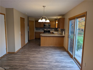 2464 Hazelnut Rd, Ravenna, OH 44266 - photo 7