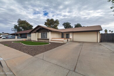 1331 S Wayfarer, Mesa, AZ 85204 - photo 2