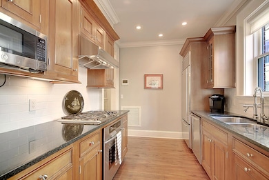 36 Prioleau St unit F, Charleston, SC 29401 - photo 5