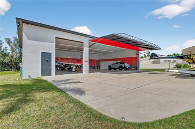 View of Hangar
44.5' X 14' HYDRAULIC DOOR