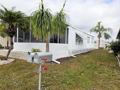 3213 Sycamore Terrace, Sarasota, FL 34237 - photo 4