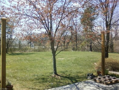 3004 Windchase Ct unit 2403, High Point, NC 27265 - photo 2