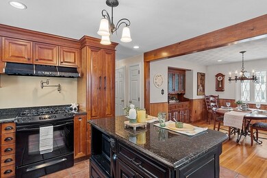 24 Rosewood Ave, Billerica, MA 01821 - photo 3