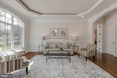 8412 Kingsgate Rd, Potomac, MD 20854 - photo 2