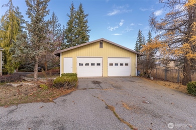 511 W 1st St, Waterville, WA 98858 - photo 5