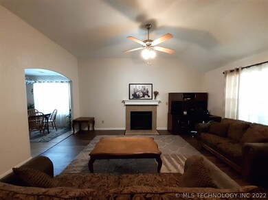 20348 E 43rd St S, Broken Arrow, OK 74014 - photo 7