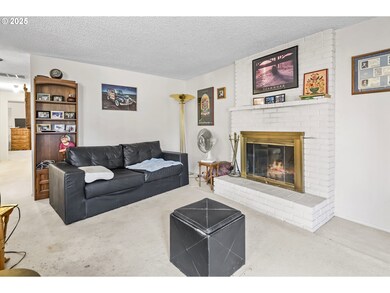 19885 SW Wright St, Beaverton, OR 97007 - photo 6