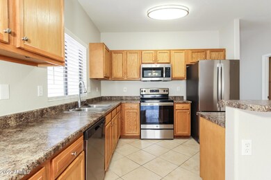 006-photo-kitchen-11808387