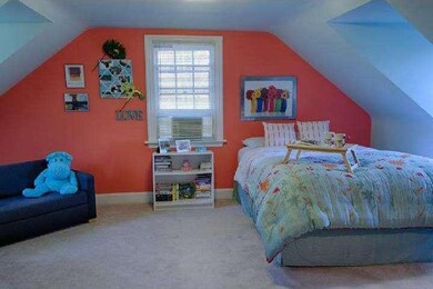 1010 Serpentine Ln, Wyncote, PA 19095 - photo 2