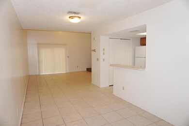 4330 Melissa Ct W, Jacksonville, FL 32210 - photo 2