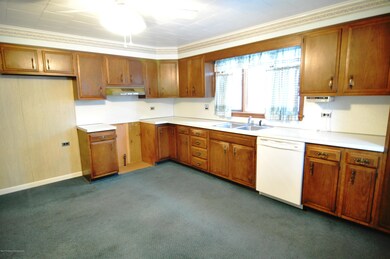 1107 Rundle St, Scranton, PA 18504 - photo 7