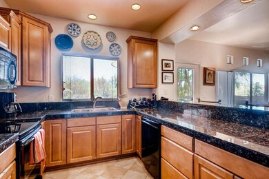 8880 E Paraiso Dr Unit 104-large-008-18-