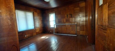 1030 Ellsworth St, Gary, IN 46404 - photo 4