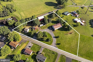 1175 W Swartzville Rd, Reinholds, PA 17569 - photo 2