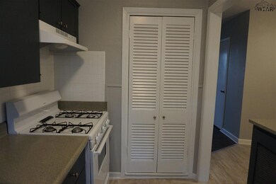 3701 Southmoor Ln unit 3E, Wichita Falls, TX 76302 - photo 5