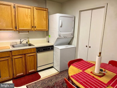 18617 Walkers Choice Rd unit 18617, Montgomery Village, MD 20886 - photo 6