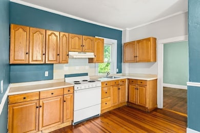 22 Lemon St, Salem, MA 01970 - photo 5