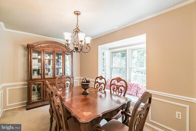 3207 Dominy Ct, Oakton, VA 22124 - photo 7