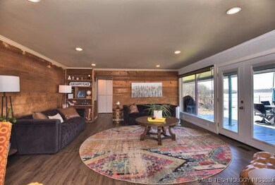 Upper living area
