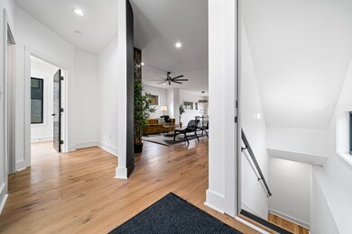 704 W 4th St, Columbia, TN 38401 - photo 4