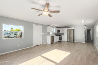 04 - Great room