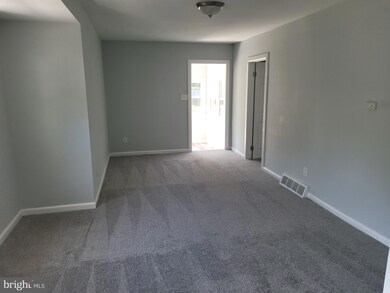 32 Wilson Rd, Clementon, NJ 08021 - photo 4