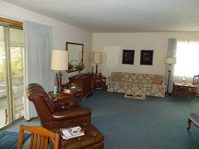 3225 Suburban Ln, Erie, PA 16506 - photo 2