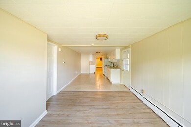 335 Marshall St unit B, Kennett Square, PA 19348 - photo 4