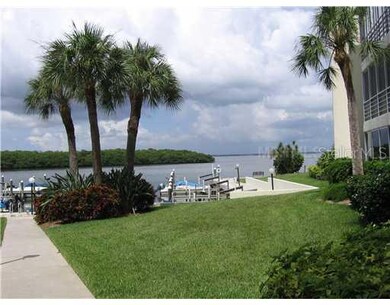 605 Sutton Place unit 305, Longboat Key, FL 34228 - photo 2