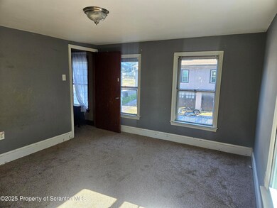 1207 N Webster Ave, Scranton, PA 18510 - photo 5