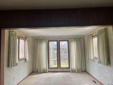 Extended family room