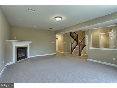 234 Springmont Dr, Reading, PA 19610 - photo 7