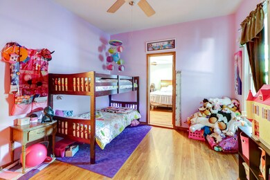 208 E Houghton St, Tuscola, IL 61953 - photo 5