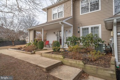 353 Radford Ct unit 353, Glen Mills, PA 19342 - photo 5