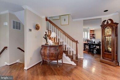 7 Bloomingdale Ct, Rockville, MD 20852 - photo 3