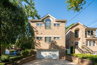 102 Kruser St, Staten Island, NY 10306 - photo 3