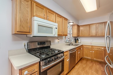 Forest_St_618_EatonRapids_48827-9