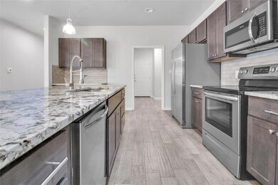 629 County Road 306 unit B, Jarrell, TX 76537 - photo 6