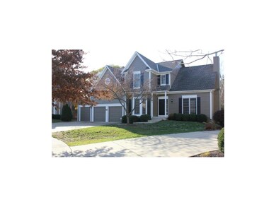 3 car garage in quiet cup de sac