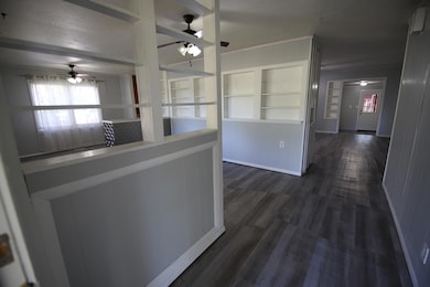 17 S Elm St, Miami, OK 74354 - photo 4