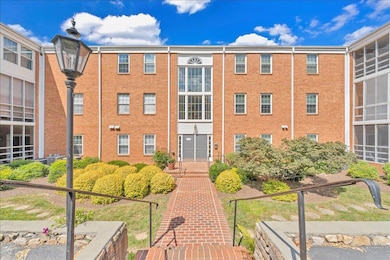 2110 Stephenson Ave SW unit 6, Roanoke, VA 24014 - photo 2